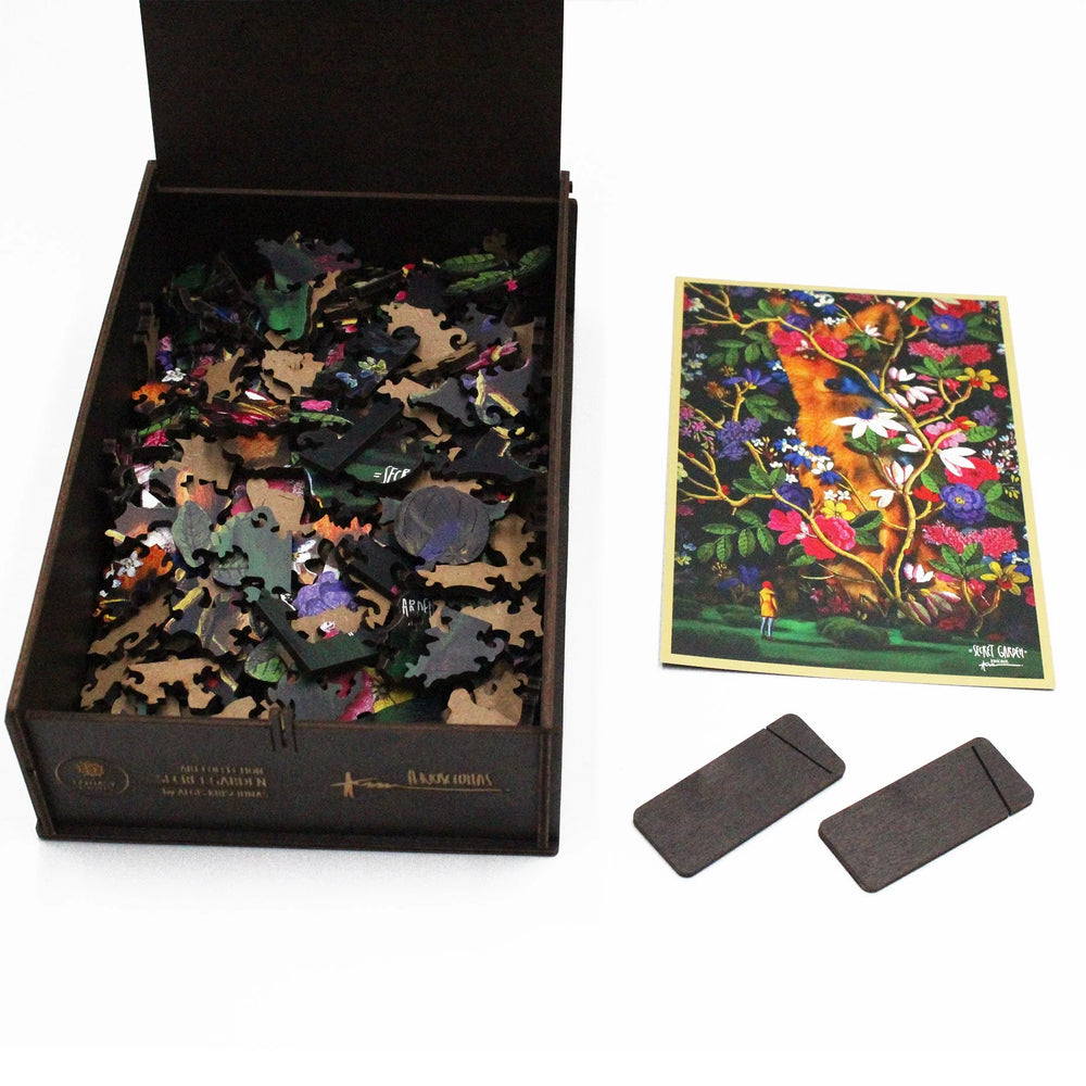 
                  
                    Magiška dėlionė iš medžio " SECRET GARDEN"
                  
                